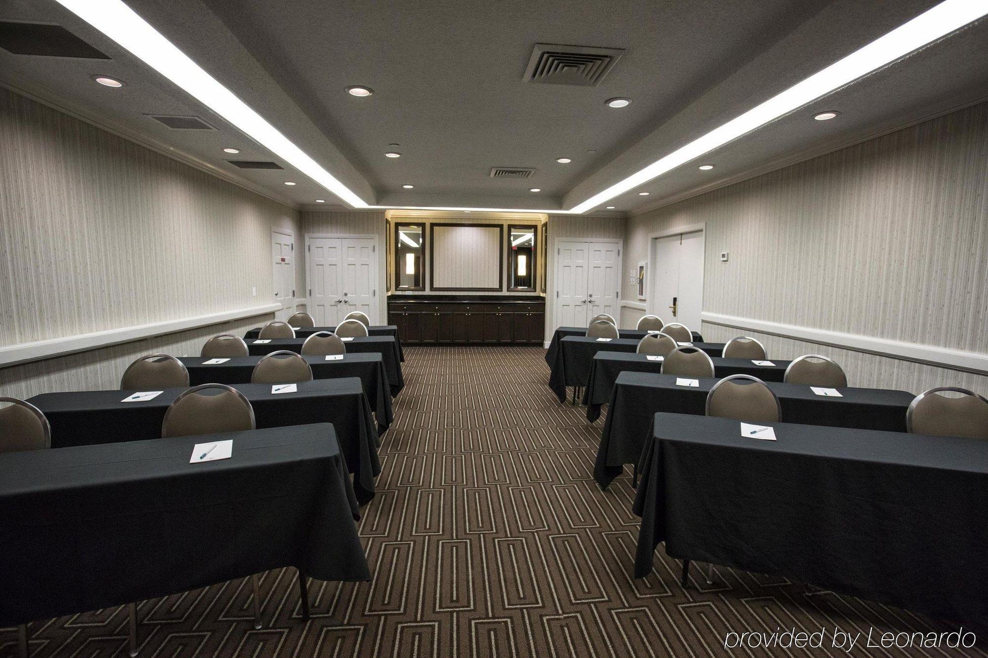 Homewood Suites By Hilton Savannah Exterior photo